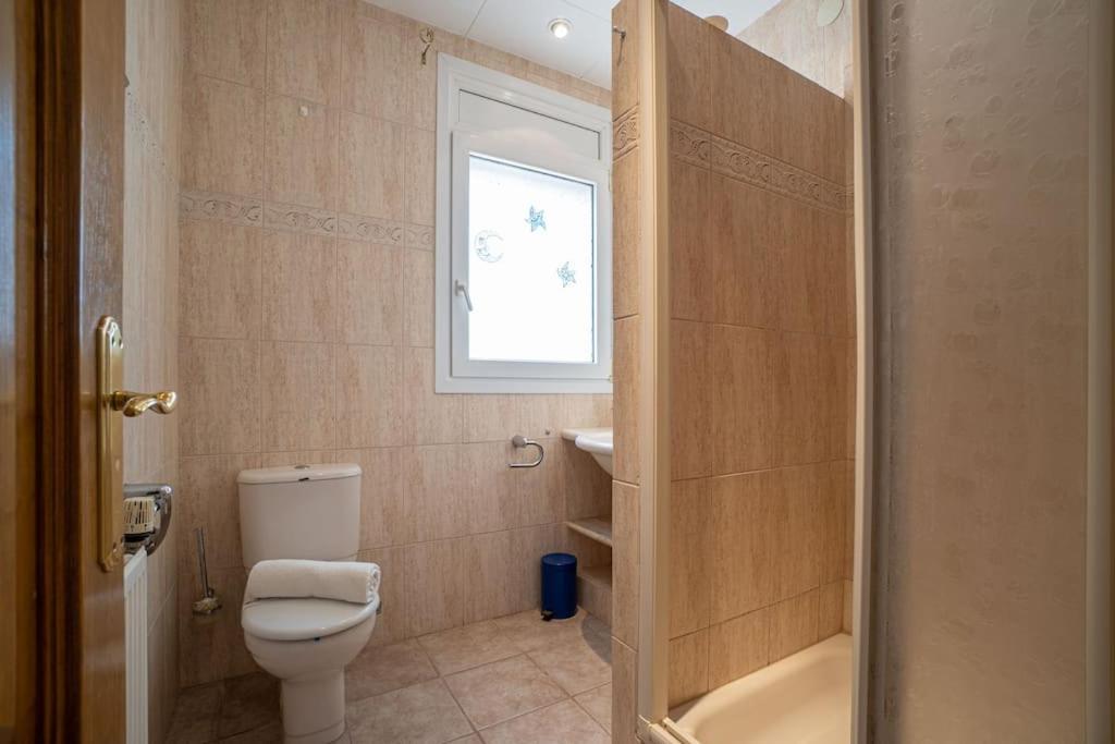 Sm21-Gran Casa De Vacaciones En La Playa, 4 Habitaciones, Climatizada, Piscina, Barbacoa Y Wifi エンプリアブラバ エクステリア 写真