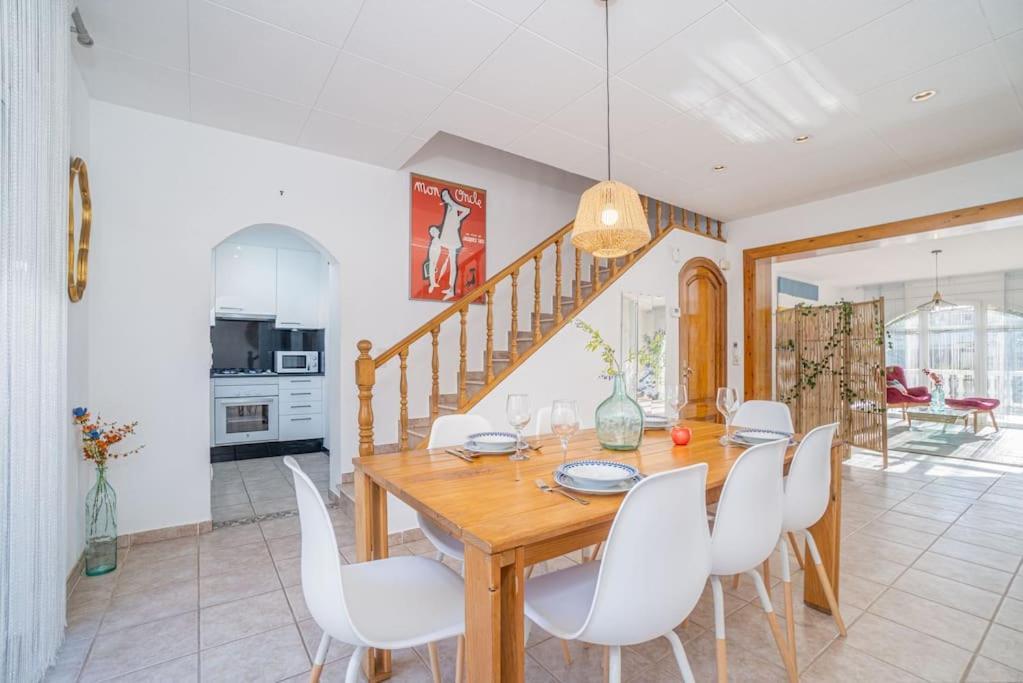 Sm21-Gran Casa De Vacaciones En La Playa, 4 Habitaciones, Climatizada, Piscina, Barbacoa Y Wifi エンプリアブラバ エクステリア 写真